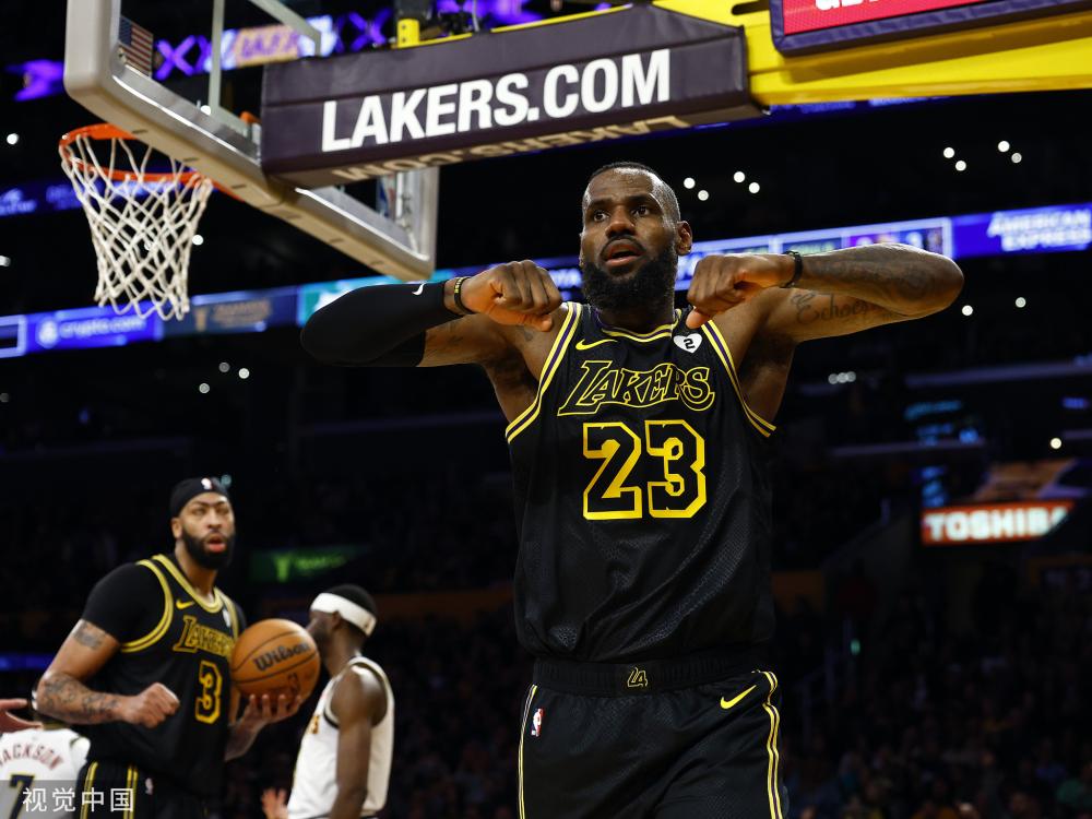 问鼎三冠王 问鼎三冠王