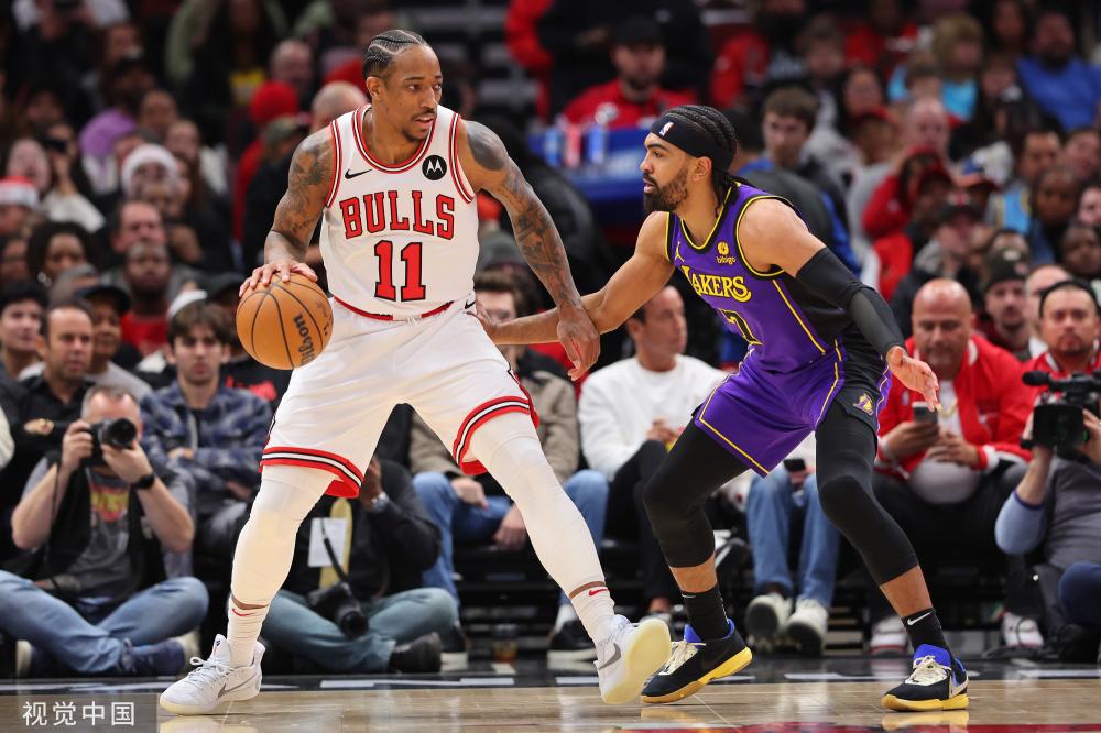 防线上发挥 防线上发挥