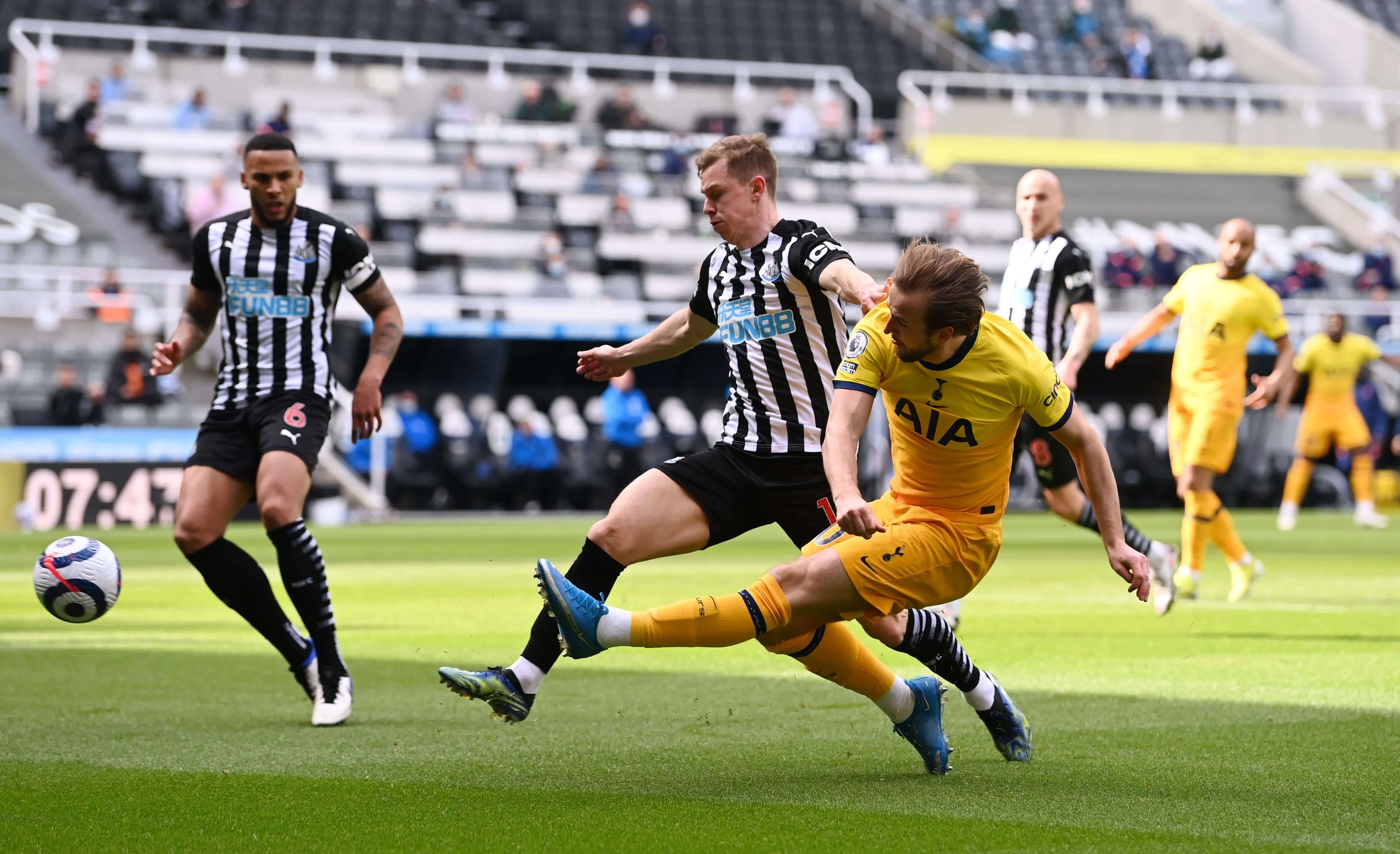 献了一场紧 献了一场紧